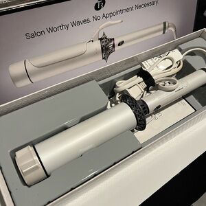 T3 White Curling Iron